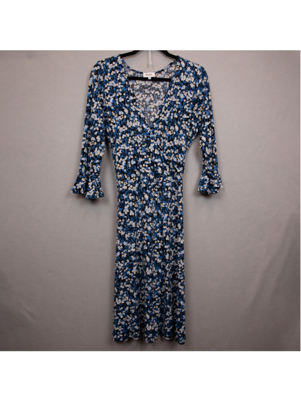 Leota blue ditzy floral faux wrap dress-L